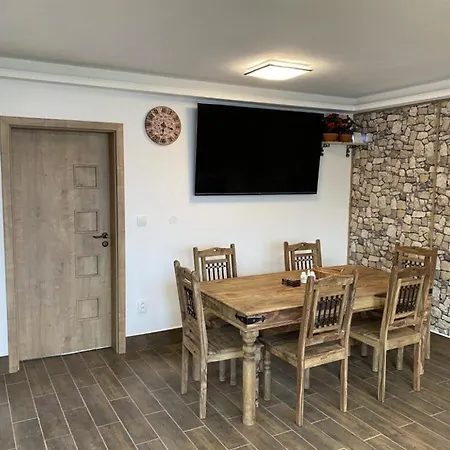 U Dlouhana Apartmán *